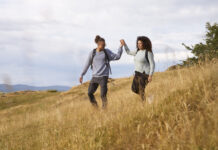 5 Strategies To Combat Downhill Walking Knee Pain