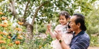 Dementia Caregivers: 3 Ways to Celebrate Earth Day