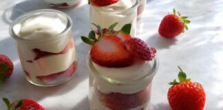 Strawberry Cheesecake Parfaits