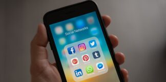 5 Tips For Using Social Media To Improve Your Mental Health