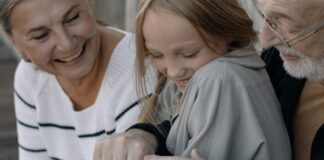 7 Tips For Grandparents To Play With Their Grandkids