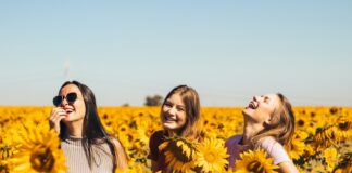 Tips To Help You Feel Happy And Confident