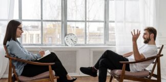 How Can A Therapist Help You Overcome Mental And Emotional Health Concerns?