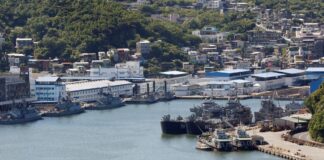 Chinese and Taiwanese warships shadow each other as drills due to end