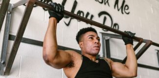 5 Fun and Easy Pull-up Bar Exercises for Beginners