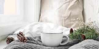 10 Hygge Tips to Slow Down This Holiday Season