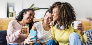 How to Create More Mindful Friendships