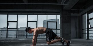 5 Mountain Climber Exercise Variations for Toned Body