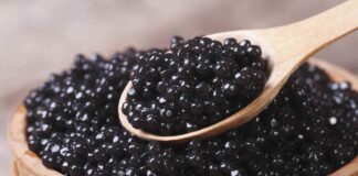 Caviar Gift For Friends On New Year’s Eve