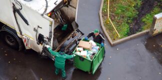 5 Reasons To Hire Professional Waste Removal Services