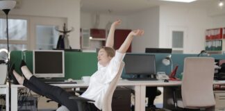 The Benefits Of Self-Massage For Office Workers