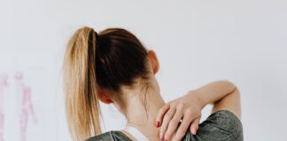 5 effective exercises to reduce neck pain