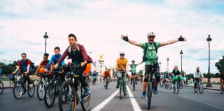 Le Tour – To Paris On Pedals