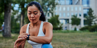 iTouch Wearables Air 3 Smartwatch Review: Our Honest Thoughts