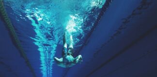 Top 6 Benefits Of Attending A Swimming School