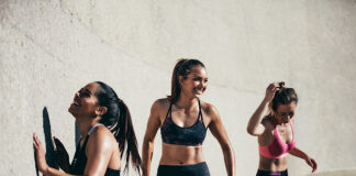 3 Wall Abs Exercises That Are Effective and Simple