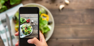 How Social Media Usage Can Influence Your Diet