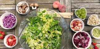 5 Foods for Better Brain Health (Spoiler: One of Them Is Wine)