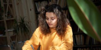 How To Write A Winning College Application Essay?