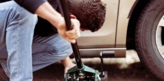 Why An Off-Road Jack Is Essential For Maintaining Your UTV