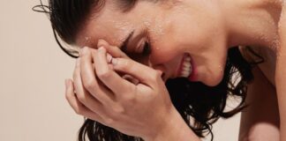 How Do I Wash My Face Properly?