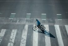 How e-Bikes Are Making Commutes Within City Easy, Fun And Cost-Effective