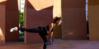 “Mom Butt” During Pregnancy Is a Thing. Here’s How to Fix It