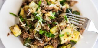 20-Minute Zucchini and Ground Beef Stir-Fry Recipe