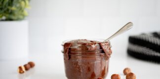 How to Make Healthy Homemade Nutella
