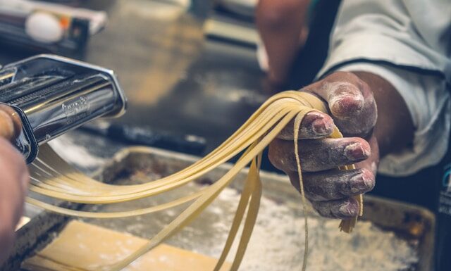 How Can I Determine Which Culinary School Program Best Aligns With My Career Goals?