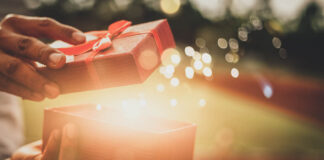 22 Ways to Give Back This Holiday Season