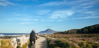 Why Portugal Is A Cyclist’s Paradise: Climate, Scenery, And Infrastructure