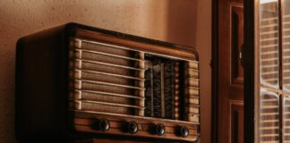 Retro Rhythms – 5 Music Tips To Recreate The Classic Vintage Sound