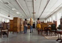 The Design Secret Stylists Don’t Want Shoppers to Know