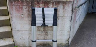 Pros & Cons of Using a Telescoping Ladder vs a Traditional Extension Ladder