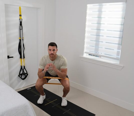 Try This 20-Minute Hotel Room Workout to Stay Fit