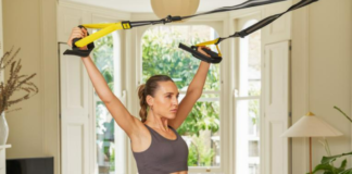 Stretches to Ease Shoulder Pain at Home