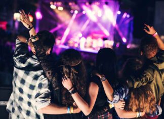 How Long Are Concerts? A Guide For First-Time Attendees