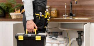 How Hiring Local Plumbers Transforms Home Repairs