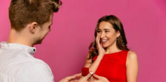 Why Couples Are Proposing on the Move